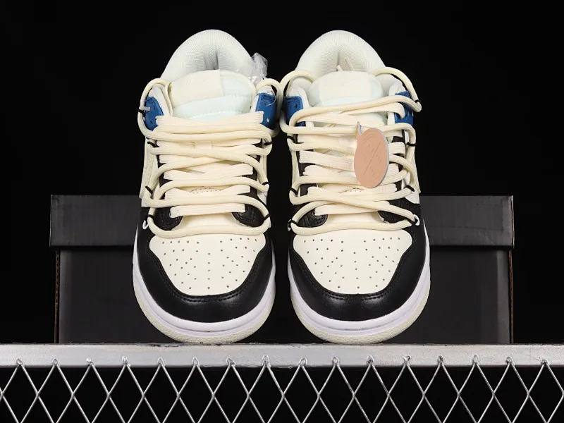All categories Nk SB Dunk series Nk SB Dunk Low Low-top sneakers Nk Dunk Low Black, white and blue color matching Customized version of deconstructed strap casual sneakers DJ6188-100